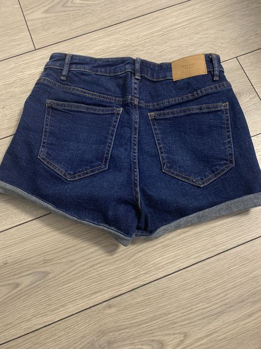 Blugi scurti Zara