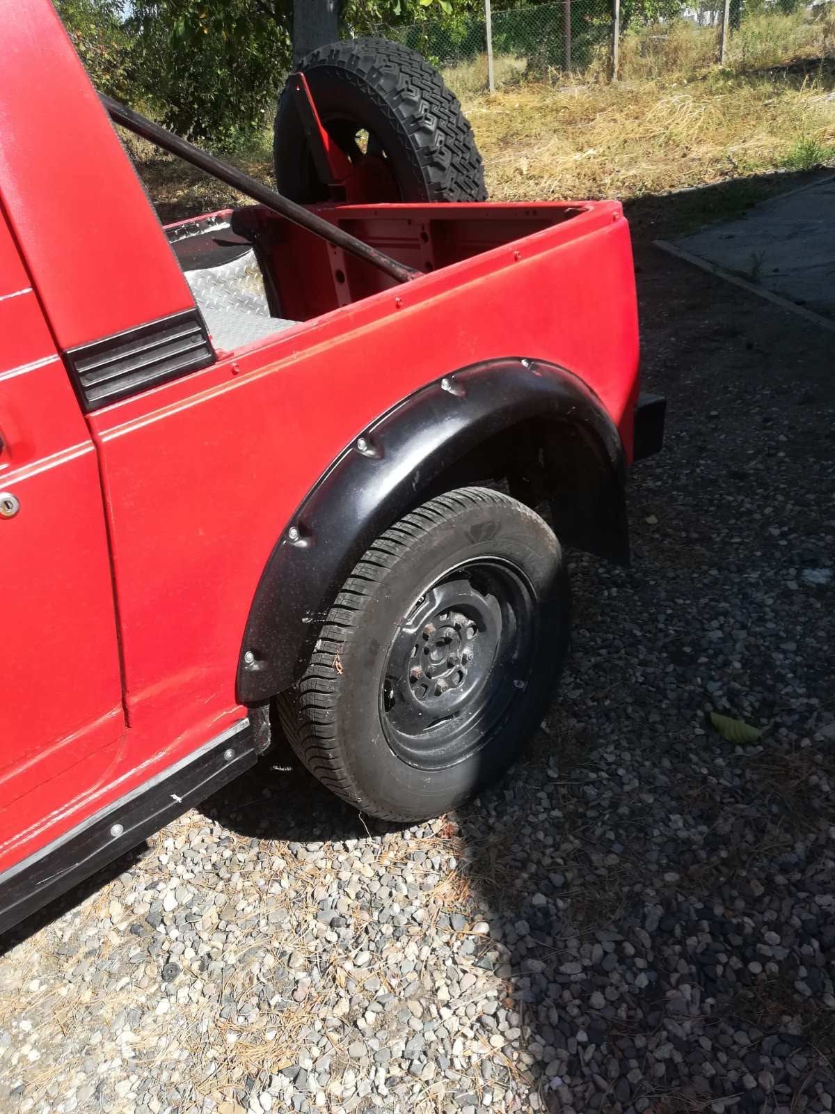 Джип Suzuki Samurai 1300 куб., 67 к.с