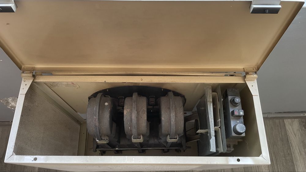 Convector de vanzare