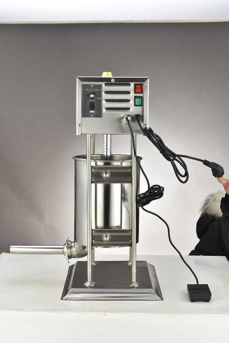 Пълначка за месо 5л/10л/ 15л Неръжд.Електрическа Професионална с педал