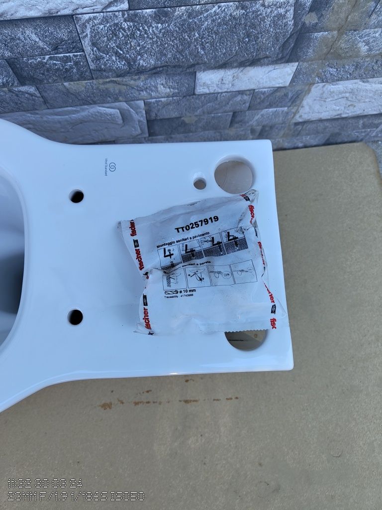 Vas wc pe pardoseala Ideal Standard Connect Air Aquablade