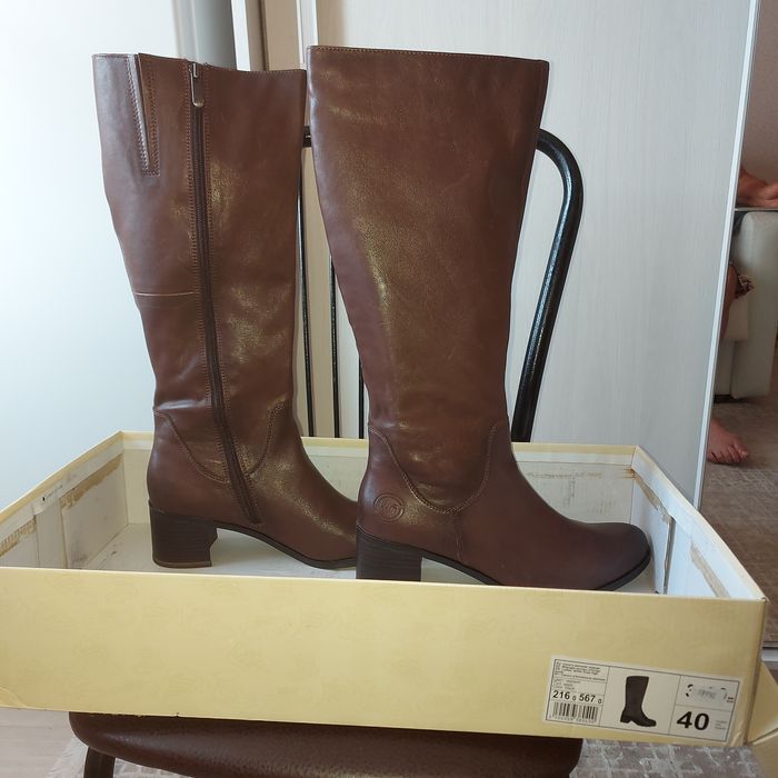 Сапоги женские, демисезонные.