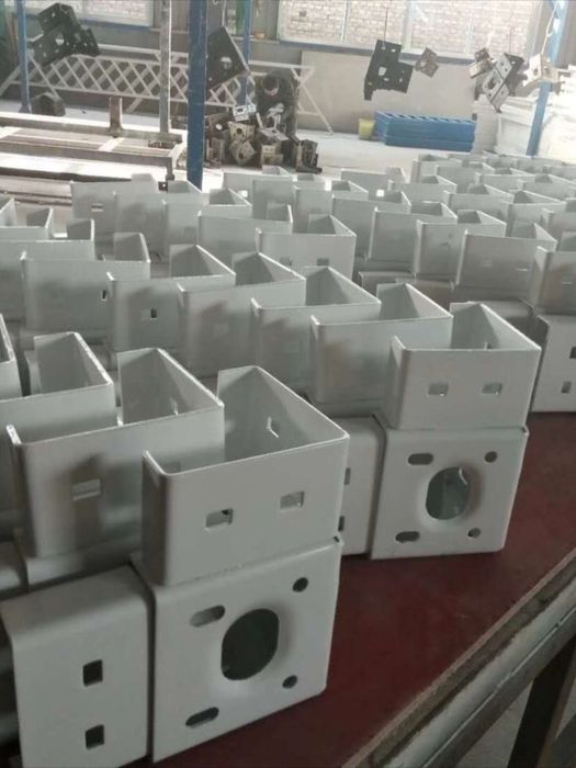 Cadre de container modular demontabile pe suruburi case hale carport