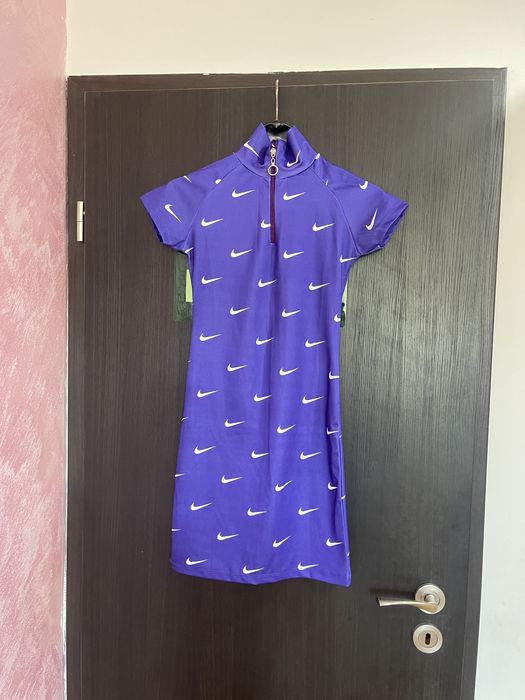 Дамски рокли, пера, nike