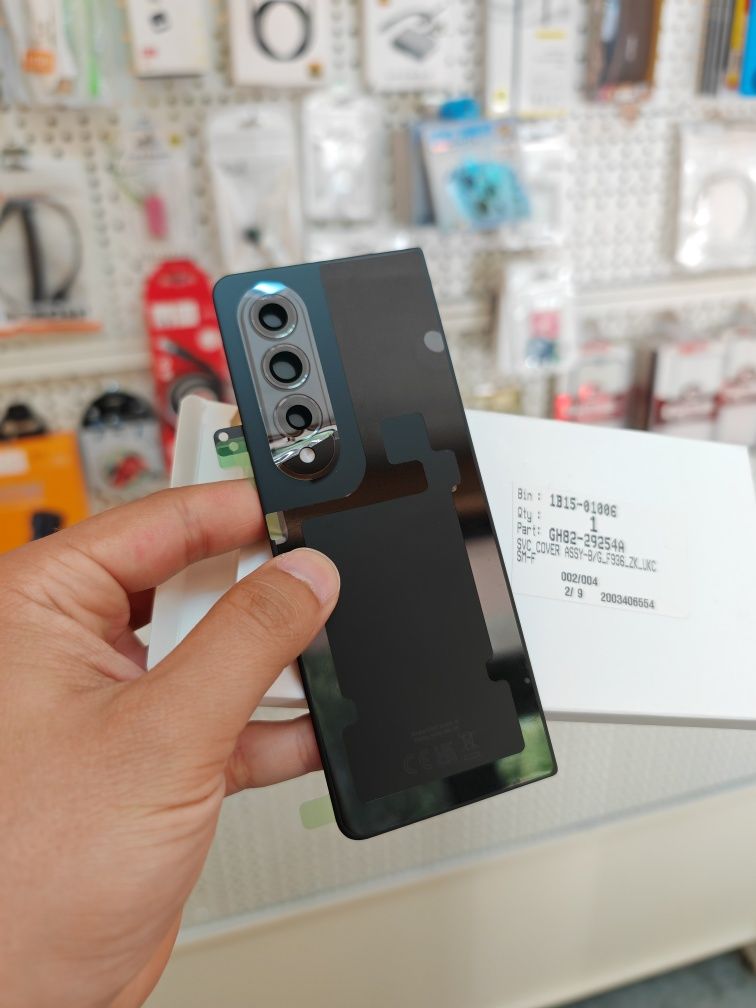 Оригинал нов заден капак за Samsung Galaxy Z Fold 4 5G Черен
