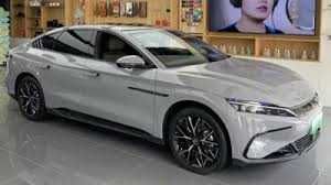 BYD HAN L 1ta motor naqtga va nasiyaga chiqazib beramiz