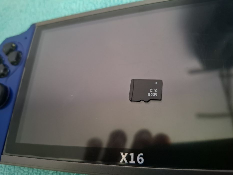 Преносима игрова конзола X16 екран 6.5 инча, тв игра с вградени игри
