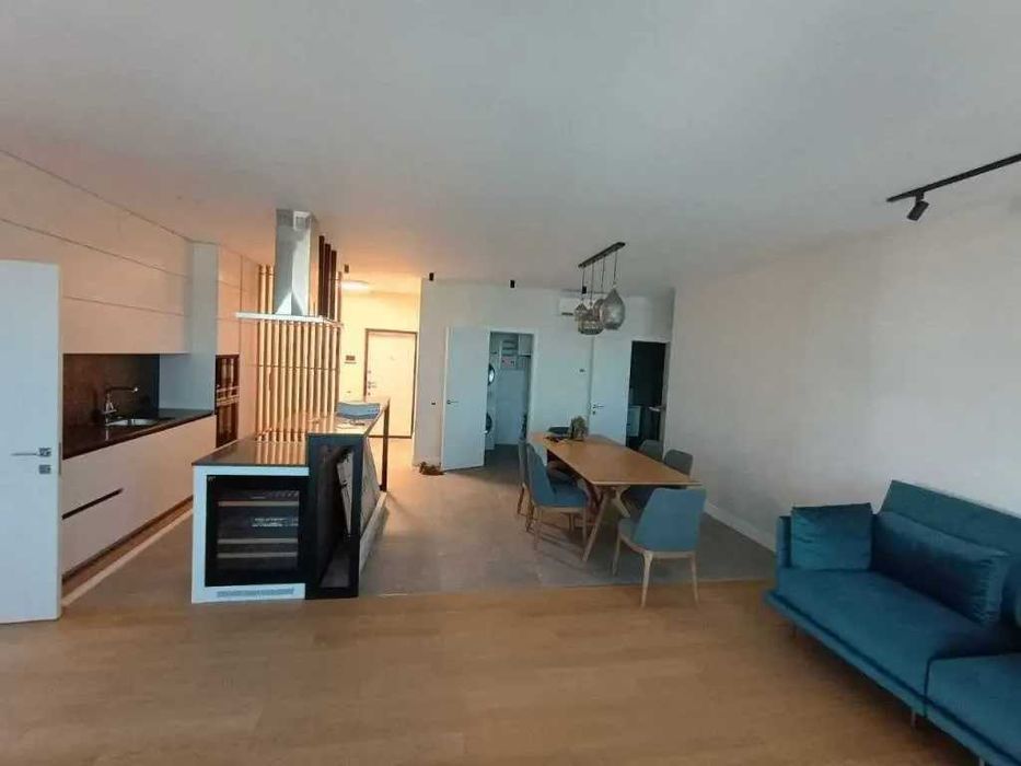 Дава се под наем Двустаен апартамент в София, Център - 55 кв.м за 382.5 € - Снимка #1