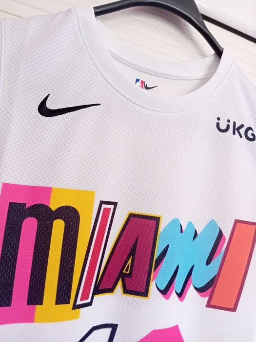 Чисто нов оригинален потник на Miami Heat - Bam Adebayo