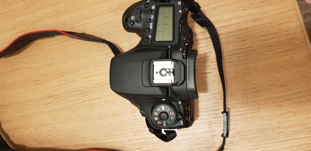 DSLR Canon eos 90D