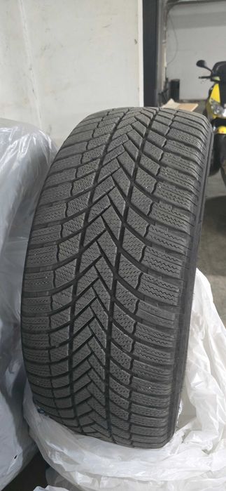 Зимни гуми 20 цола за джип Bridgestone Blizzak LM005