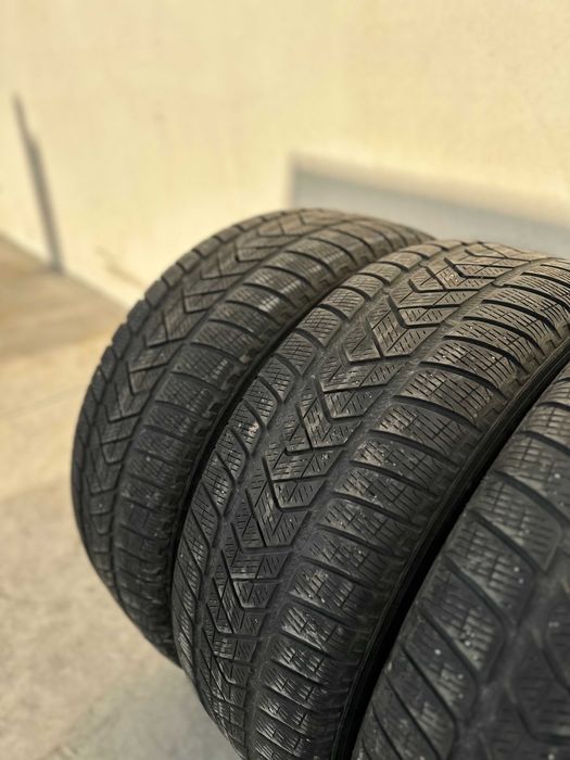 Pirelli 235/65R17- Stare foarte buna, livrare rapida, garantie!
