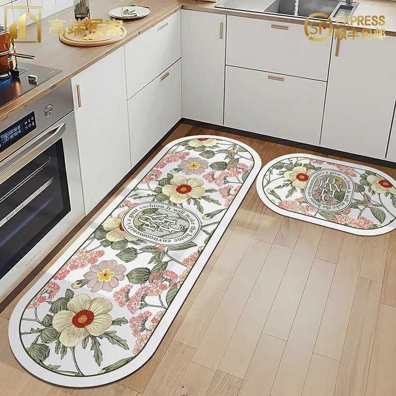 Классный комплект ковриков резиновые.  
Размер 180.60 см. 90.60 см.