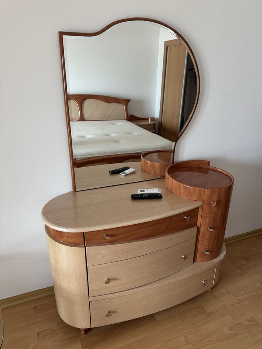 Se vinde dormitor complet