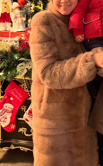 Норка шуба 30 000 цвет шикарный