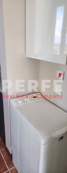 Продава се Тристаен апартамент в Бургас, Славейков - 113 кв.м за 1284 €/кв.м - Снимка #4