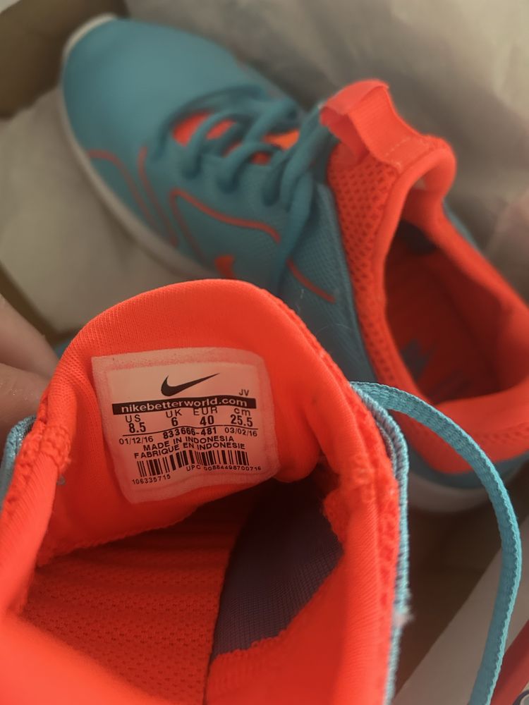 Маратонки nike, нови 40 номер