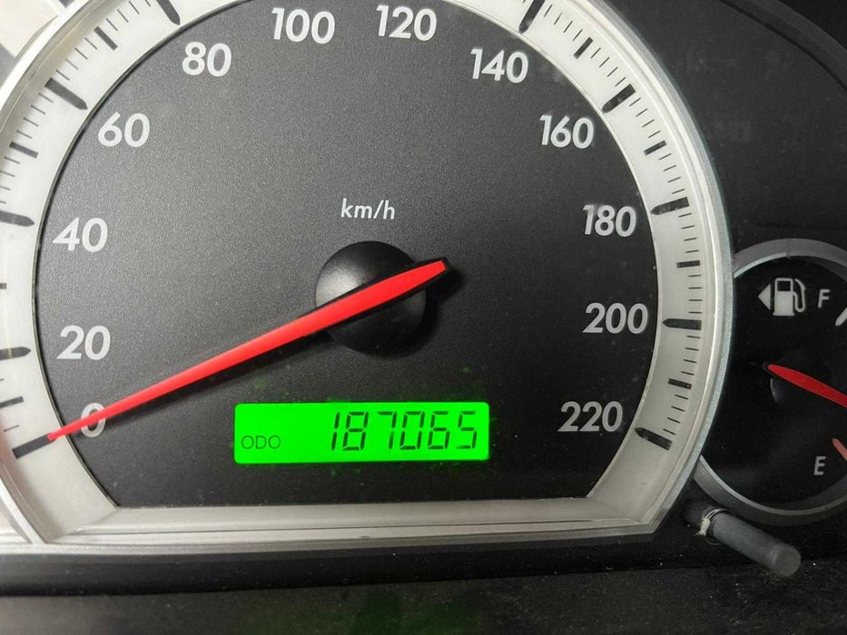 Vând Chevrolet Captiva 2.4 Benzină