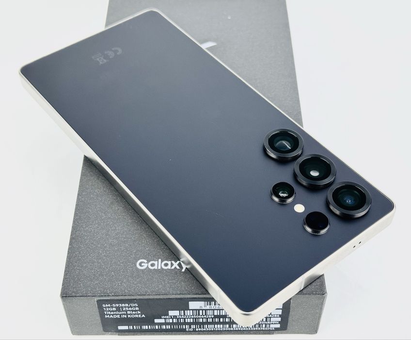 Samsung Galaxy S25 Ultra 5G 256GB 12RAM Black Titanium / Gray