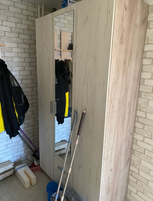 Продам шкаф, использовался 1 год. В идеальном состоянии.