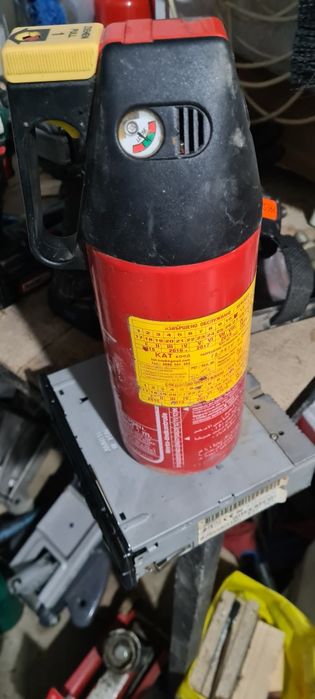 Мерцедес на части