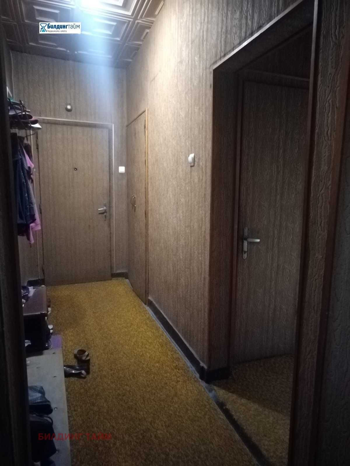 Тристаен тухлен апартамент 88,70 м2 кв. "Добруджа"