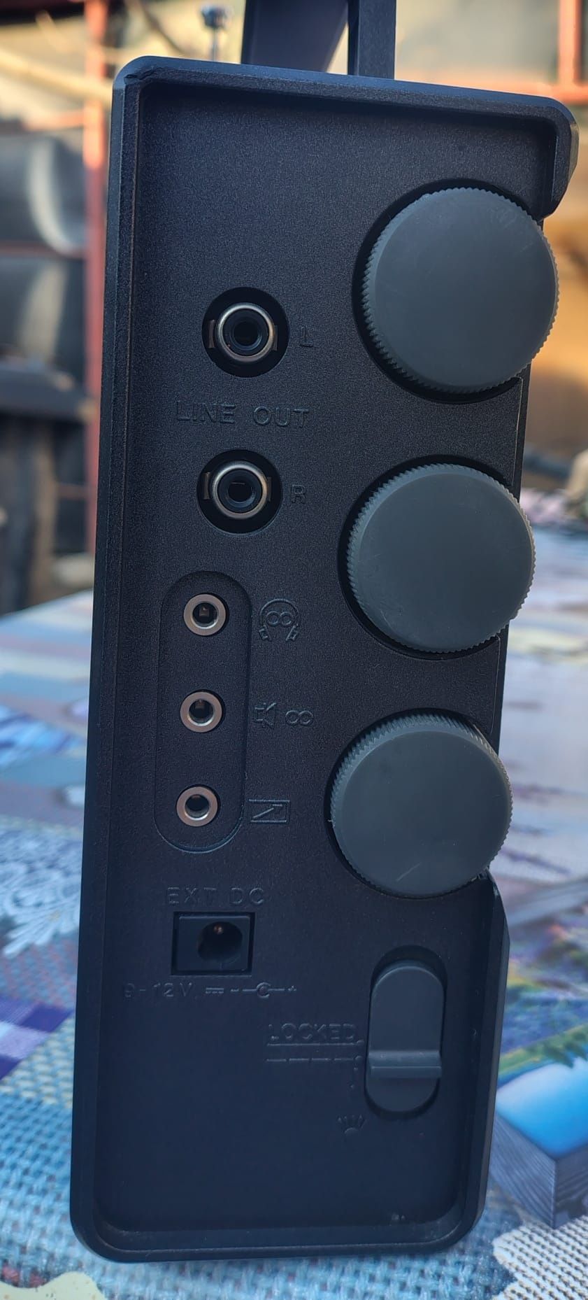 radio grundig satelit 700
