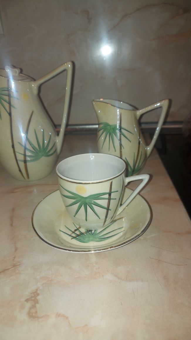 Български сервиз за чай кафе.