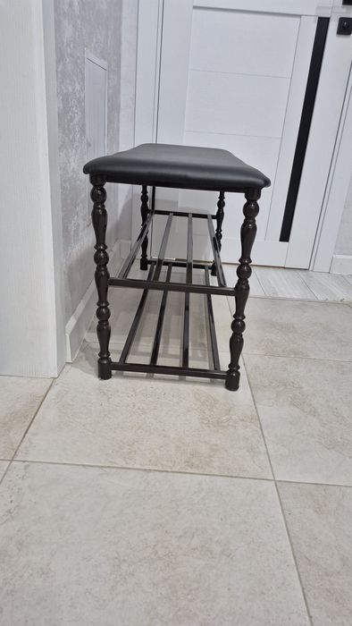 Кушетка для прихожей