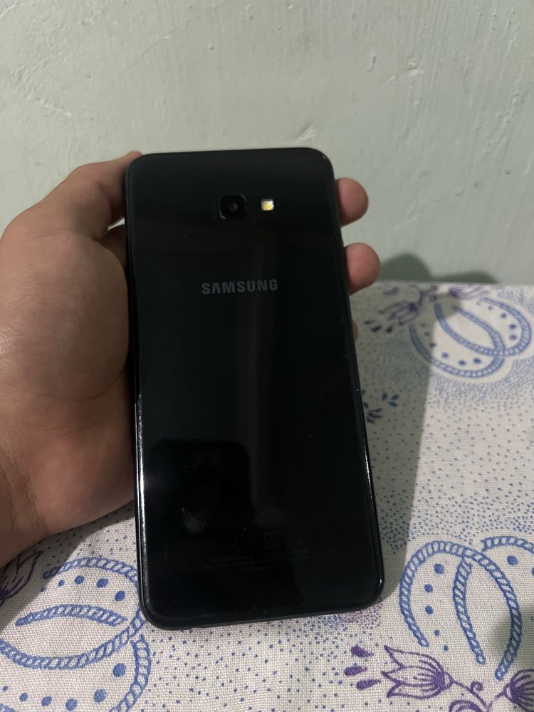 SAMSUNG J4+ holati ideal