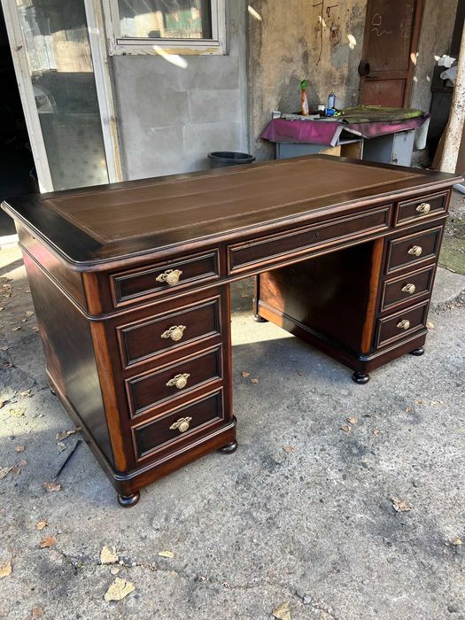 Birou clasic,englezesc/recent restaurat!