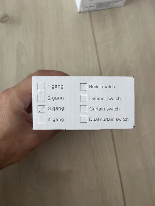 Comutator inteligent compatibil cu Alexa