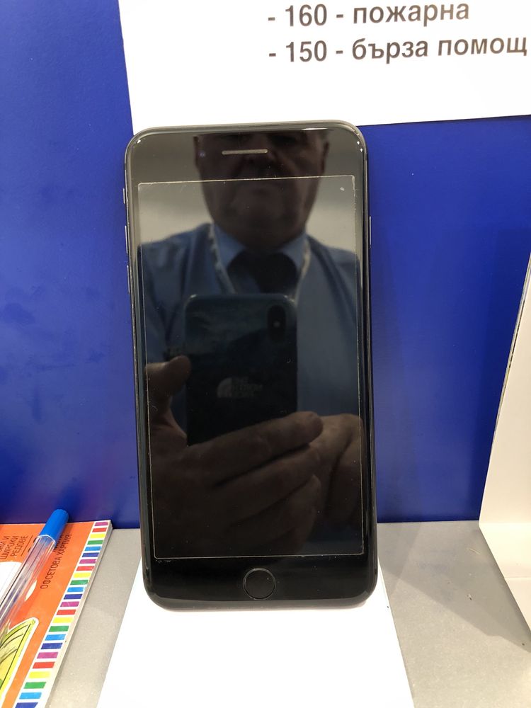 iPhone 8+. Перфектен!