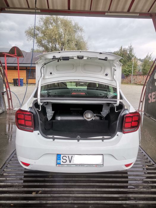 Autoturism Dacia Logan