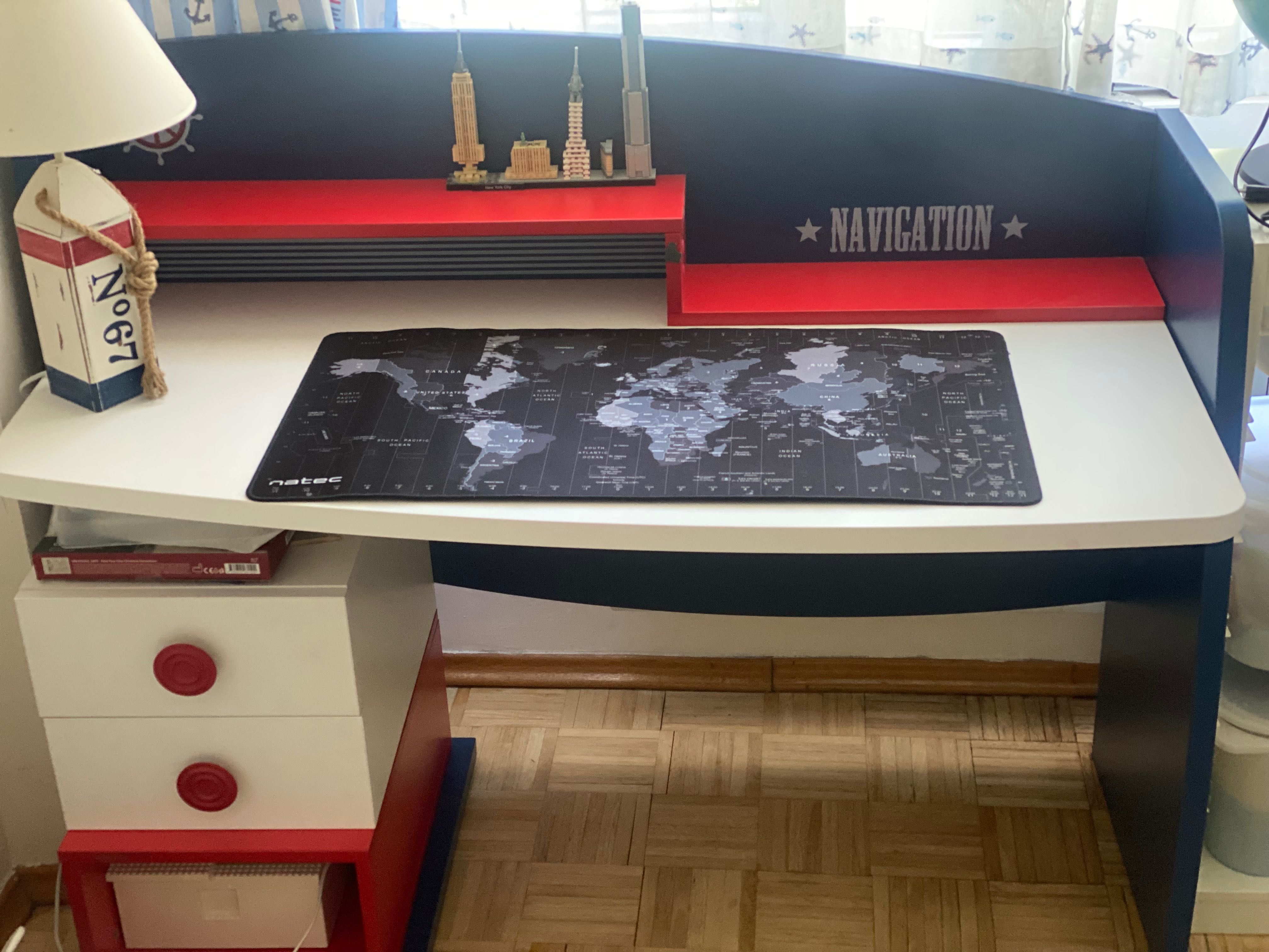 Морско обзавеждане за детска стая-легло,бюро с шкаф+рафт,нощно шкафче