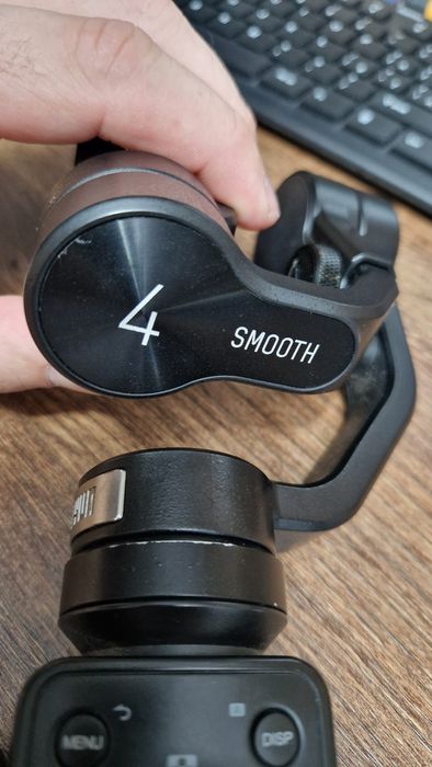 Stabilizator Gimble Zhiyun Smooth 4
Zhiyun Smooth 4