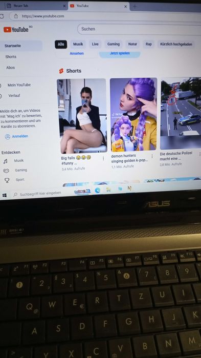 Лаптоп Asus A52F