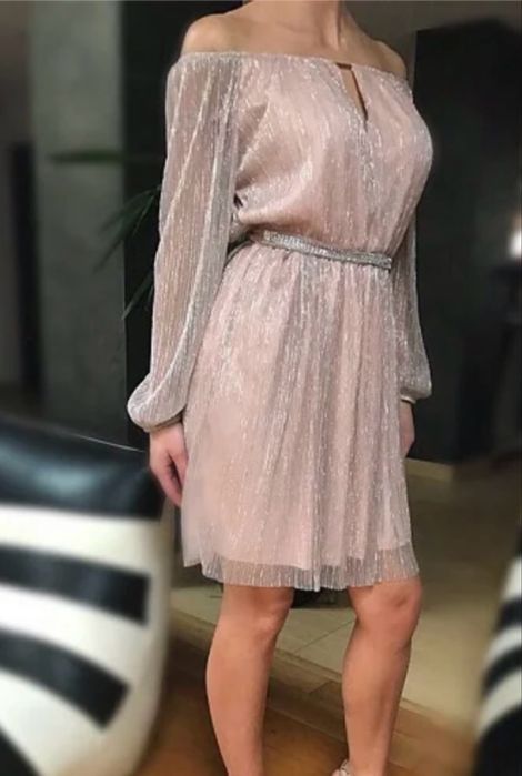 Rochie de zi roz pal