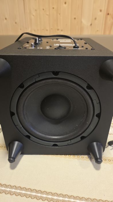 Колонки и суббуфер Harmon Kardon