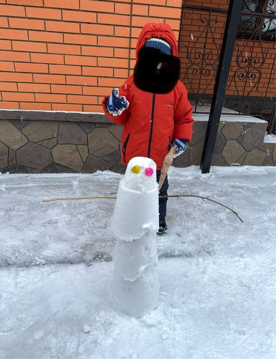 Продам зимний комбенезон куртка и брюки цена 5000т