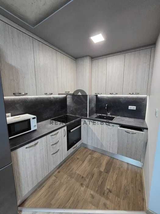 Продава се Тристаен апартамент в Пловдив, Тракия - 95 кв.м за 1508 €/кв.м - Снимка #6