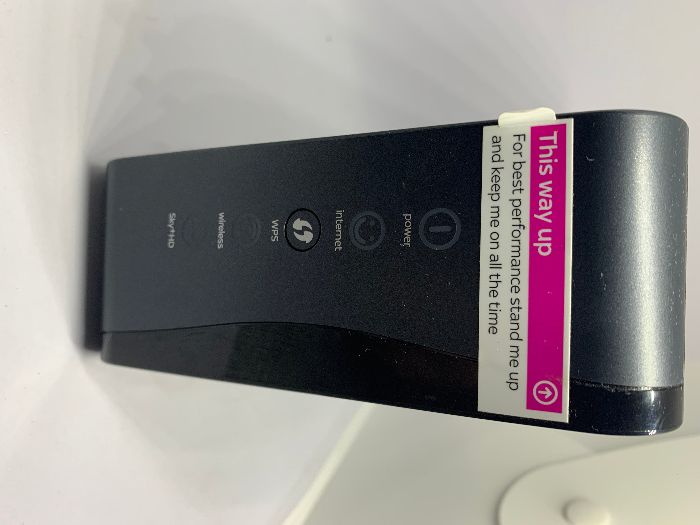 Sky Box2 router/acces point/extender 1 port WAN 4 port LAN nu TP-Link