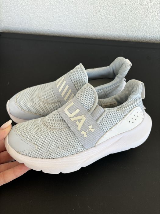 Adidasi under armour 32