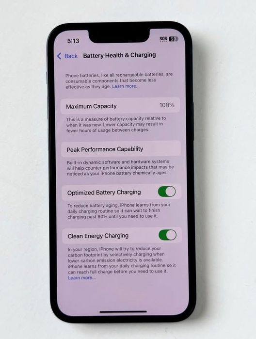 iPhone 13 mini cu 100% Bateria