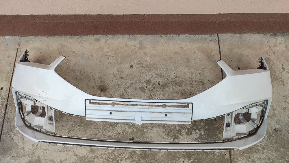 Bara fata Seat Leon model 2020