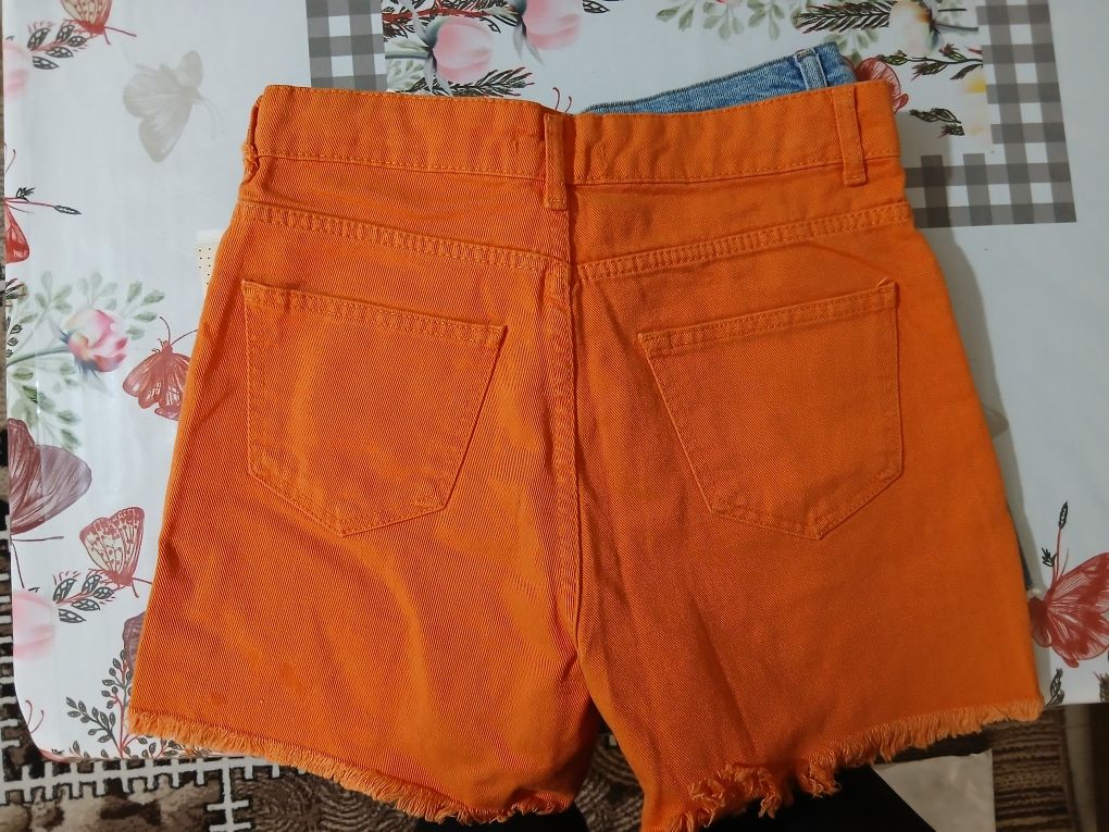 Qizlar uchun shortik