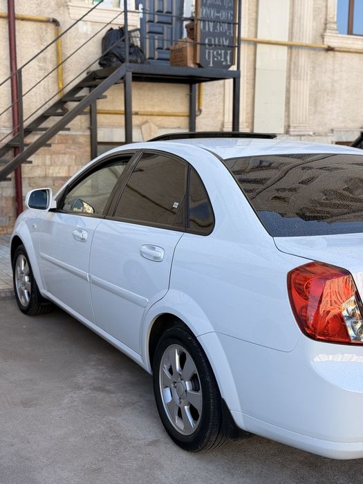 Gentra 2020 srochna sotiladi top toza