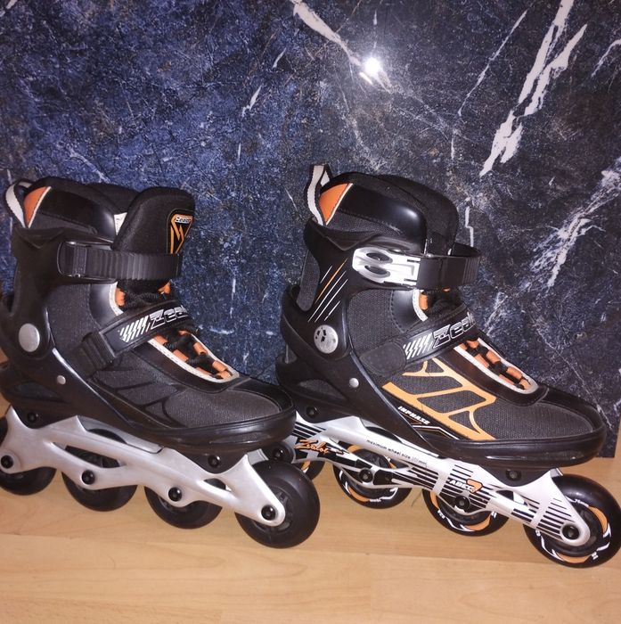 Role negre cu portocaliu profesionale de bună calitate (ca noi)