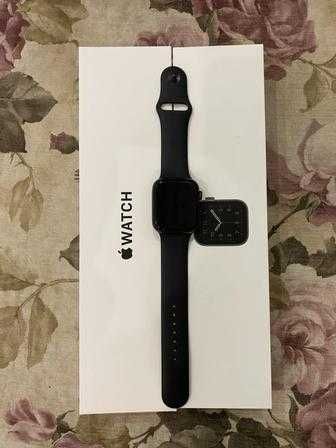 Apple Watc SE 44mm (Black)