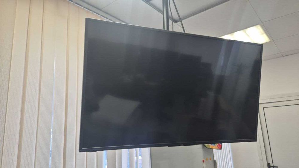 Телевизори 50 инча